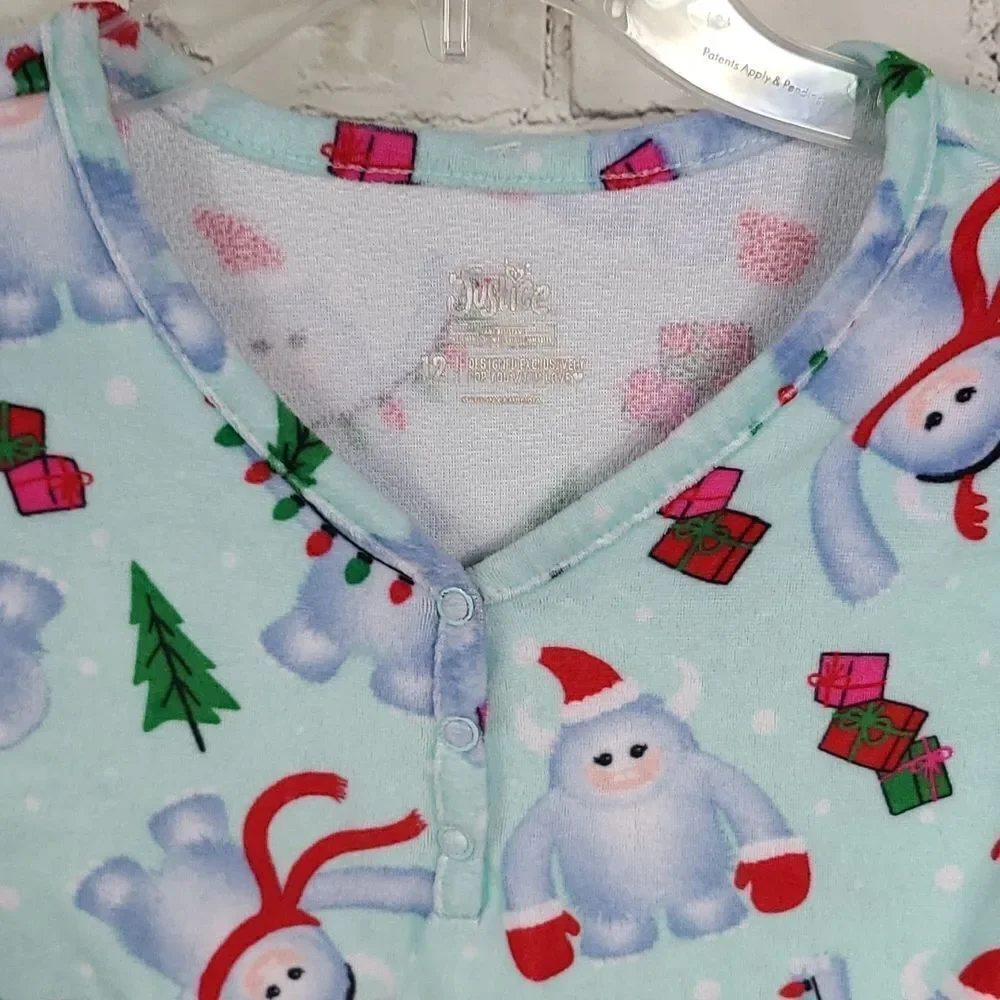 Justice Yeti Christmas Nightgown Girls 12 Plush Holiday Sleep Gown Cozy Pajamas